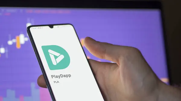 Değiş Tokuş Ekranındaki Playdapp Logosunu Kapat Playdapp Hisse Senetleri Cihazda — Stok fotoğraf