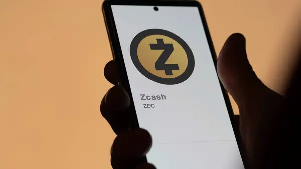 Aproape Logo Zec Zcash Ecranul Unui Schimb Zec Acțiuni Preț — Fotografie, imagine de stoc