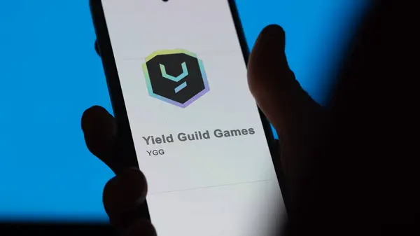 Aproape Logo Ygg Yield Guild Games Ecranul Unui Schimb Ygg — Fotografie, imagine de stoc