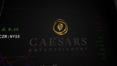09 Nisan 2024, Reno, Nevada. Caesars Entertainment 'ın logosunu bir değiş tokuş ekranında kapatın. Caesars Entertainment hisse senetleri, bir cihazda CZR $.