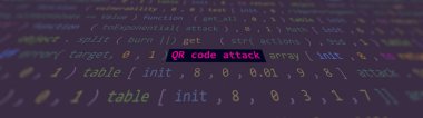 Sanal saldırı QR kod saldırı metni Vue 'nun kod düzenleyicisi stüdyo noktasında ön planda. Saldırı sisteminde hassasiyet metni ascii. İngilizce metin, İngilizce metin