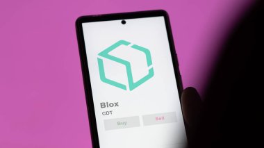 Bir takas ekranındaki CDT Blox logosuna yaklaş. CDT Blox hisse senetleri, bir aygıta CDT $.