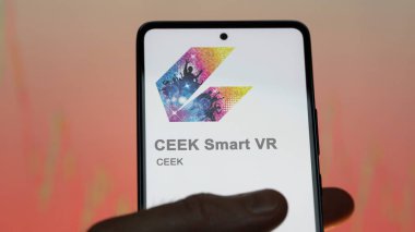 CEEK CEEK Smart VR 'ın logosunu bir değiş tokuş ekranında kapatın. CEEK CEEK Akıllı VR hisse senetleri, CEEK $bir aygıt üzerinde.