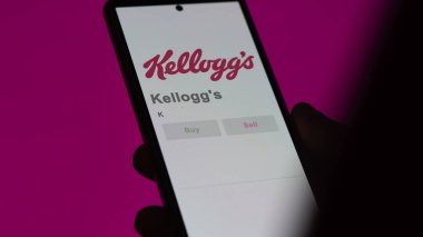 Battle Creek, Michigan 'da. Bir değiş tokuş ekranında Kellog 'un logosuna yaklaş. Kellog 'un hisse senetleri, bir cihaza $K.