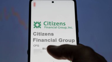 Providence, Rhode Island 'da. Vatandaşlar Finansal Grubu 'nun logosunu bir değiş tokuş ekranında kapatın. Vatandaşlar Finansal Grup hisse senetleri, cihaza $CFG.