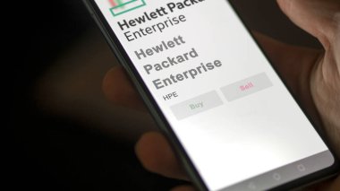 Houston, Teksas. Bir değiş tokuş ekranında Hewlett Packard Enterprise 'ın logosuna yaklaş. Hewlett Packard Şirketi hisse senetleri, bir cihaza HPE $.