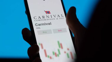 Miami, Florida. Değiş tokuş ekranındaki karnaval logosuna yaklaş. Karnaval hisseleri, bir cihaza CCL dolar..
