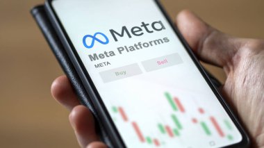Menlo Park, Kaliforniya. Değiş tokuş ekranındaki Meta Platformlarının logosuna yaklaş. Meta Platformu fiyat hisseleri, bir aygıt üzerinde $META.