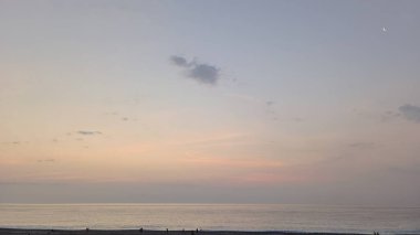 Denizde güzel gün batımı