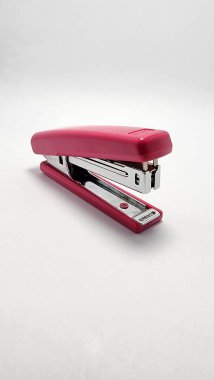 Ergonomik tasarımı olan Max HD standart zımba, kullanımda rahat, Endonezya Asya zımbası