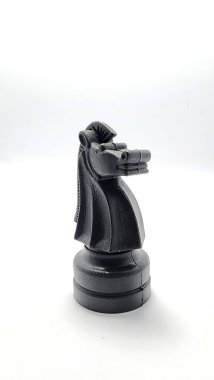 Kara Şövalye, satranç oyunu, yakın dövüş şövalyesi, plastik satranç taşları, Kara At, Kuda hitam, Permanya kedisi, Asya Endonezya