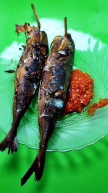 Süper baharatlı basit ızgara balık menüsü, ev yapımı, Asya Endonezyası