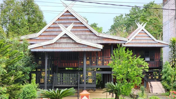 Diseño Tradicional Casa Tribu Bugis Sulawesi Del Sur Indonesia Casa —  Fotos de Stock