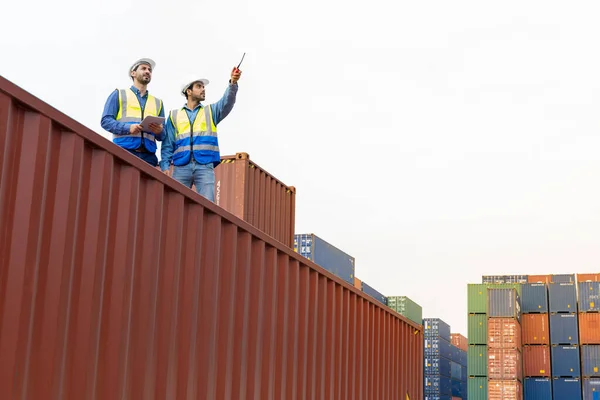 Two Male Engineers Container Shipping Company Consulting Check Order Container — Stock Photo, Image