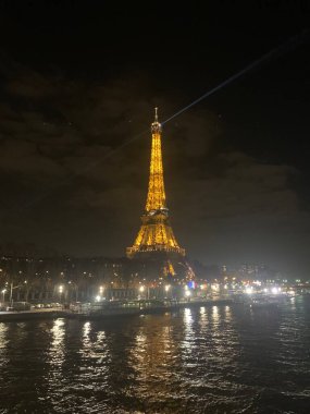 Fotoğraf: Eyfel Kulesi, Paris Turu: Fransa Avrupa