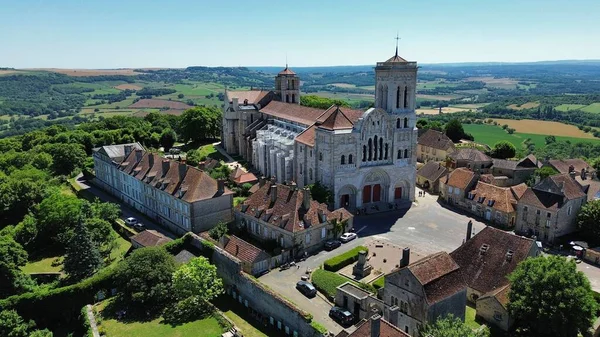 Фото Дрона Vezelay Abbey Basilique Vezelay France Europe — стоковое фото