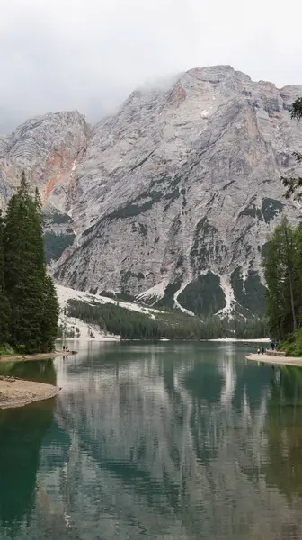 Fotoğrafı Braies Gölü Pragser Wildsee Lago Braies Dolomites Talya — Stok fotoğraf