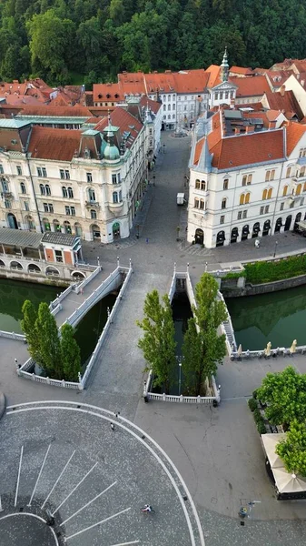 İnsansız hava aracı fotoğrafı Tromostovje Ljubljana Slovenya Avrupa