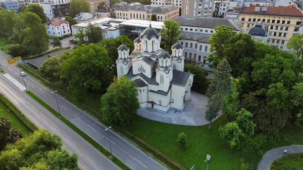 ドローン フォト ストール サイリルとメシウス教会 イスラフスナ セルクス ヨーロッパのルイラ — ストック写真