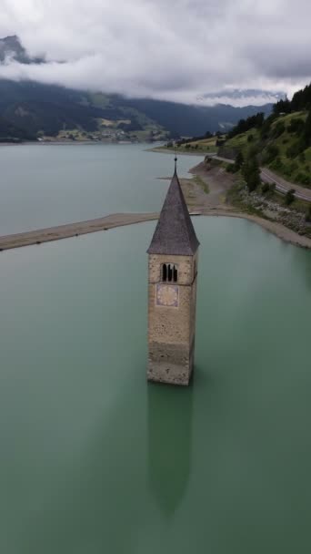 Drone Vidéo Resia Lake Lago Resia Dolomites Italie Europe — Video