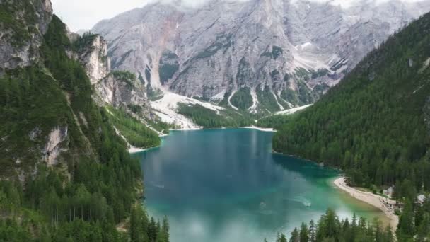 Drone Video Lago Braies Lago Braies Pragser Wildsee Dolomitas Italia — Vídeos de Stock