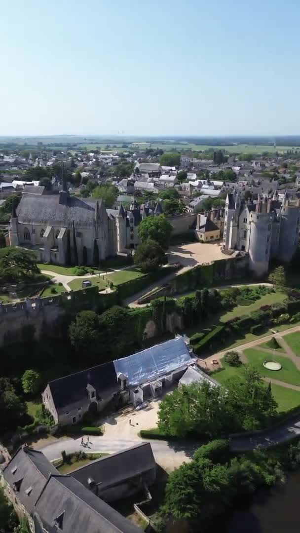 Drone Video Montreuil Bellay Kasteel Chateau Montreuil Bellay Frankrijk Europa — Stockvideo