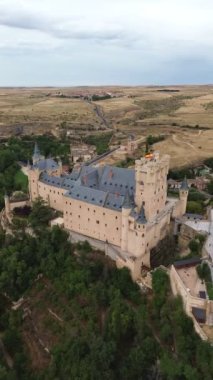 İHA videosu Segovia Alcazar, Alcazar de Segovia İspanya