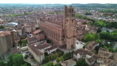 İnsansız hava aracı videosu Sainte-Cecile katedrali, Katedrali Sainte-Cecile Albi Fransa Avrupa