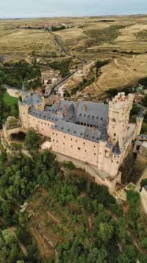 İnsansız hava aracı fotoğrafı Segovia Alcazar, Alcazar de Segovia İspanya