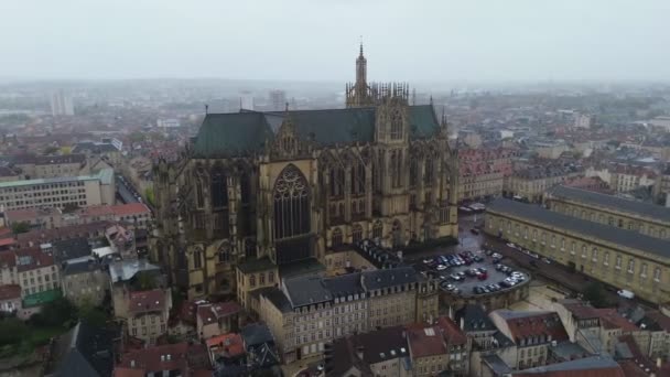 Видео Беспилотника Saint Etienne Cathedral Cathedrale Saint Etienne Metz France — стоковое видео
