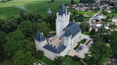 İnsansız hava aracı fotoğrafı Chazey-sur-ain-France Europe