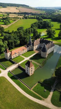 İHA fotoğrafı Commarin Kale Fransa Avrupa