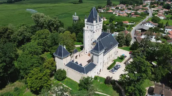 İnsansız hava aracı fotoğrafı Chazey-sur-ain-France Europe