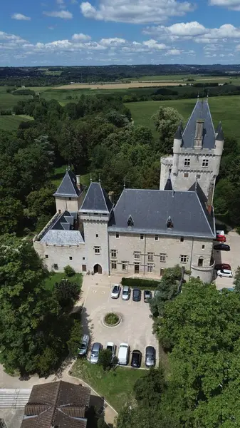 İnsansız hava aracı fotoğrafı Chazey-sur-ain-France Europe