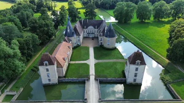 İHA fotoğrafı Commarin Kale Fransa Avrupa