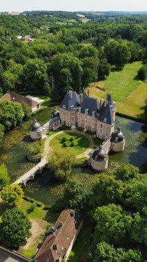 İnsansız hava aracı fotoğrafı Motte Kalesi Fransa Avrupa