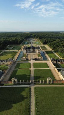 İnsansız hava aracı fotoğrafı vaux-le-Vikont kale Fransa Avrupa