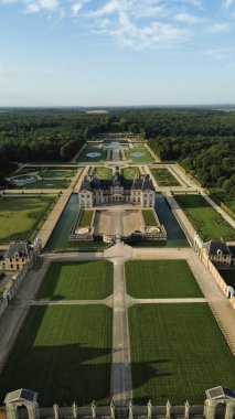 İnsansız hava aracı fotoğrafı vaux-le-Vikont kale Fransa Avrupa