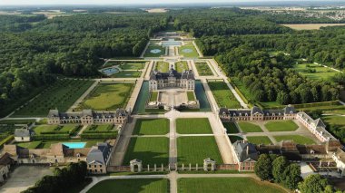 İnsansız hava aracı fotoğrafı vaux-le-Vikont kale Fransa Avrupa