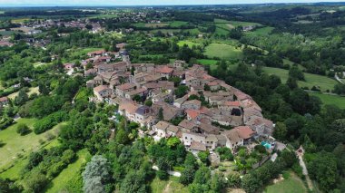 İnsansız hava aracı fotoğrafı Ortaçağ Fransa Avrupa 'sını perdeledi
