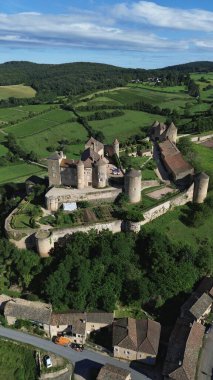 Drone foto berze-le-chatel kalesi Fransa Avrupa