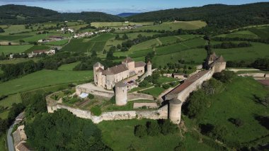 Drone foto berze-le-chatel kalesi Fransa Avrupa