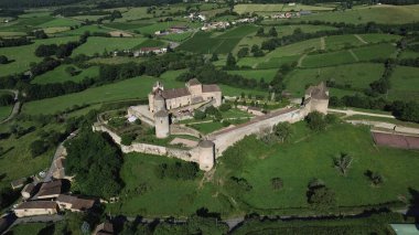 Drone foto berze-le-chatel kalesi Fransa Avrupa