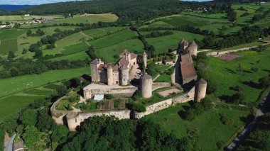 Drone foto berze-le-chatel kalesi Fransa Avrupa
