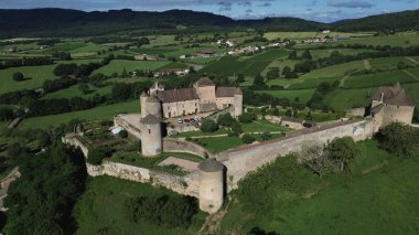 Drone foto berze-le-chatel kalesi Fransa Avrupa