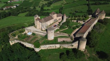 Drone foto berze-le-chatel kalesi Fransa Avrupa