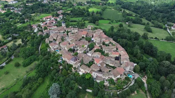 İnsansız hava aracı fotoğrafı Ortaçağ Fransa Avrupa 'sını perdeledi