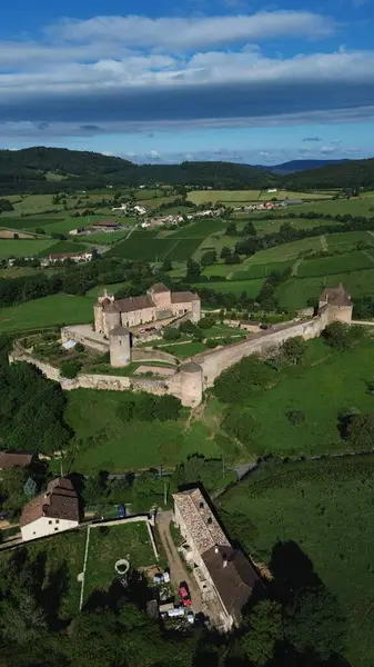 Drone foto berze-le-chatel kalesi Fransa Avrupa
