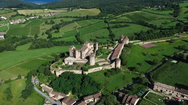 Drone foto berze-le-chatel kalesi Fransa Avrupa