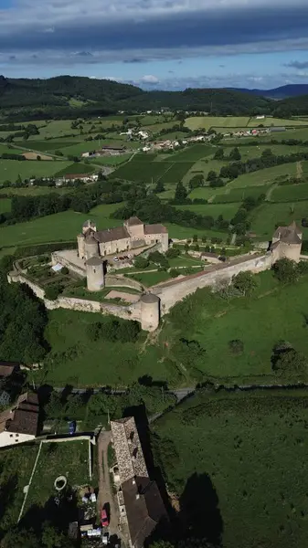 Drone foto berze-le-chatel kalesi Fransa Avrupa